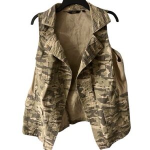 GILI Military Vest, Camo, Sz 20W, Sleeveless, Neutral, Wrap, Convertible